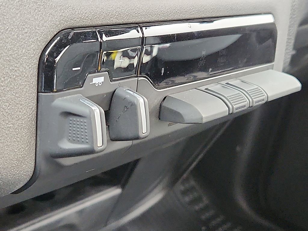 Used 2024 RAM 2500 Tradesman w/ Protection Group AWD/4WD image 25