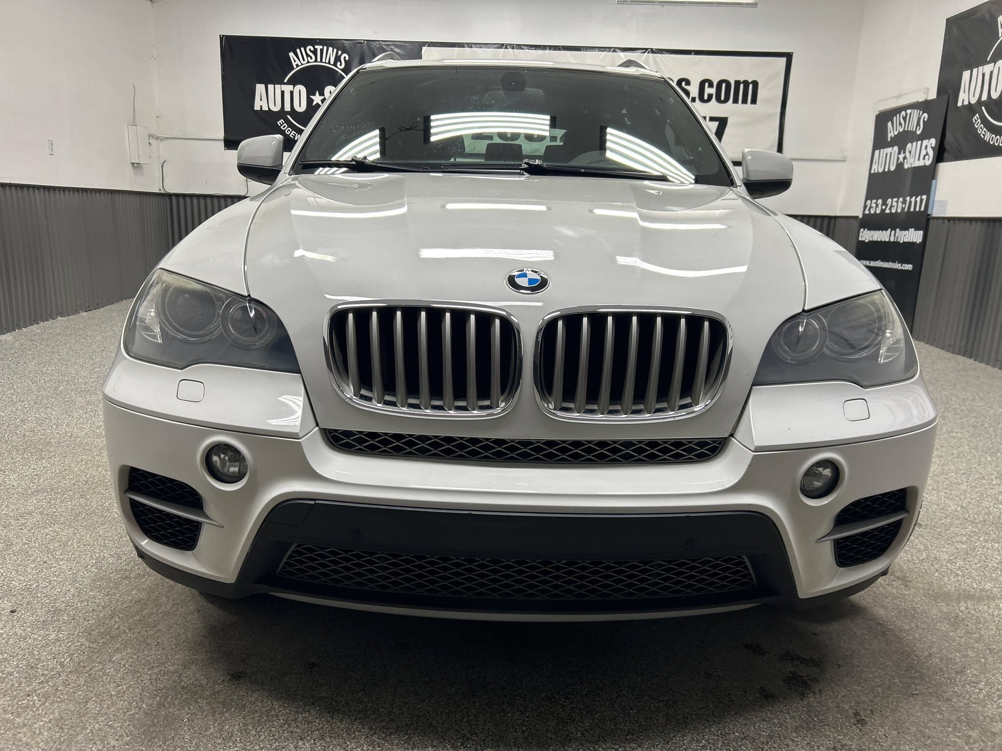Used 2011 BMW X5 xDrive50i AWD/4WD image 2