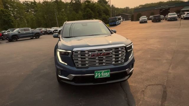 New 2026 GMC Acadia Denali w/ Super Cruise Package image 3