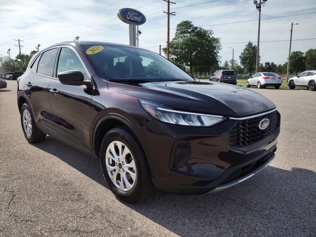 Used 2023 Ford Escape Active AWD/4WD image 7