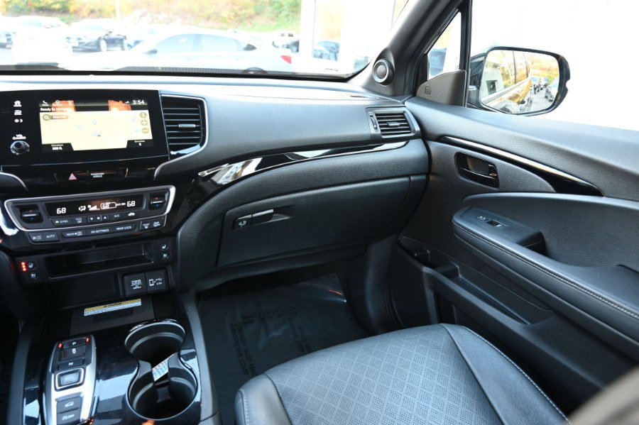 Used 2022 Honda Passport Elite image 16