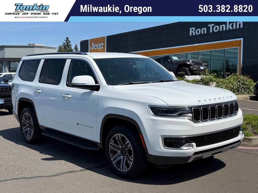 Used 2022 Jeep Wagoneer Series III w/ Flexible Seating Group AWD/4WD image 1