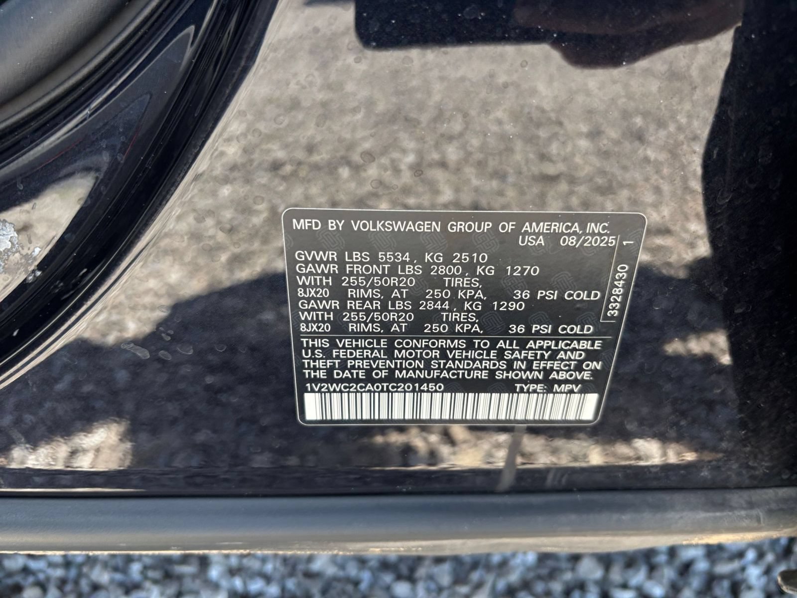 Used 2026 Volkswagen Atlas Cross Sport SE FWD image 31