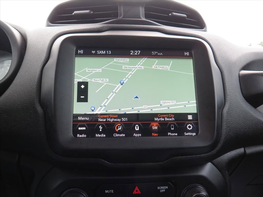 Used 2018 Jeep Renegade Altitude w/ UConnect 8.4 Nav Group image 12