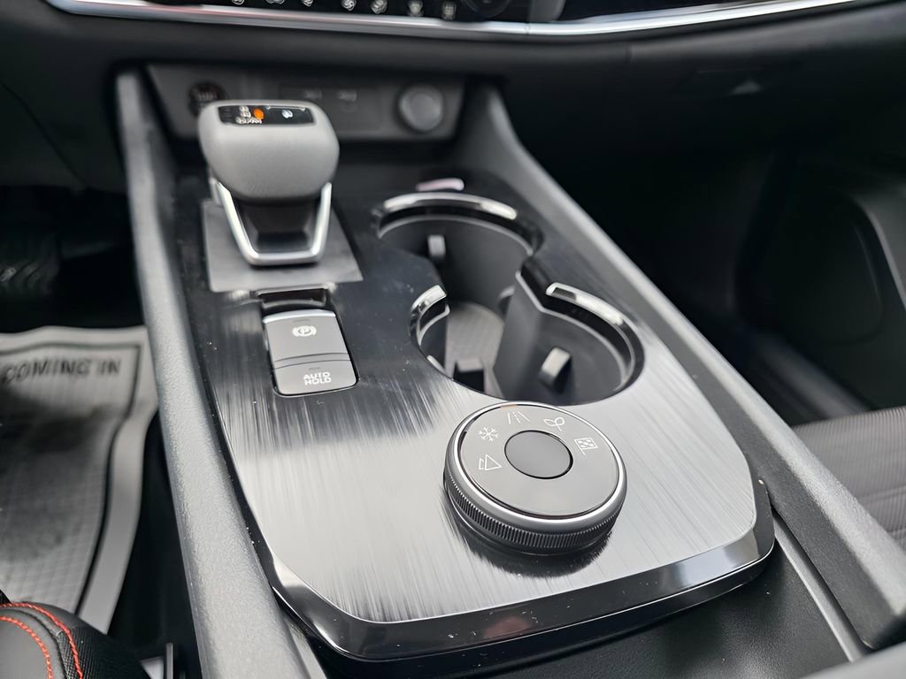 New 2026 Nissan Rogue SV image 31