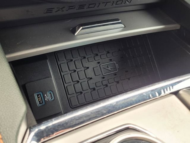 Used 2022 Ford Expedition Timberline AWD/4WD image 20