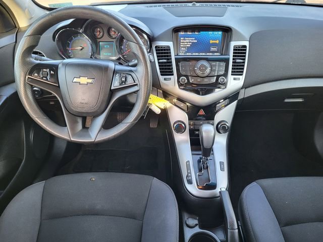Used 2015 Chevrolet Cruze LT FWD image 24