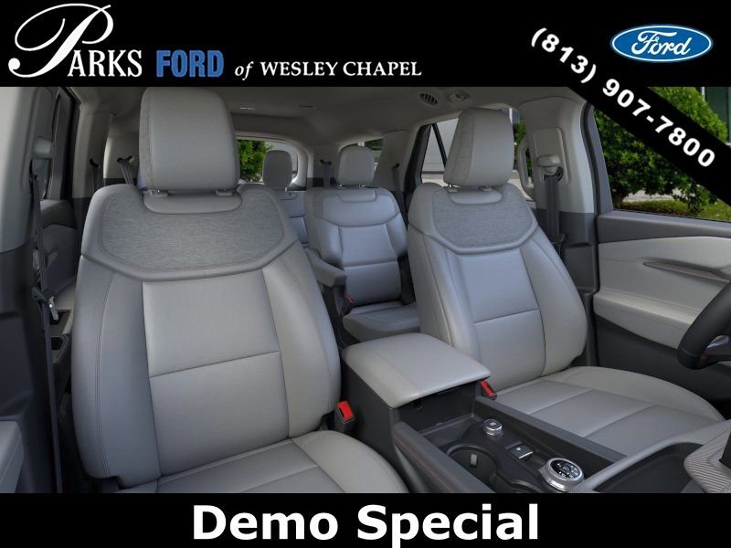 New 2026 Ford Explorer Active w/ Active Comfort Package RWD image 10