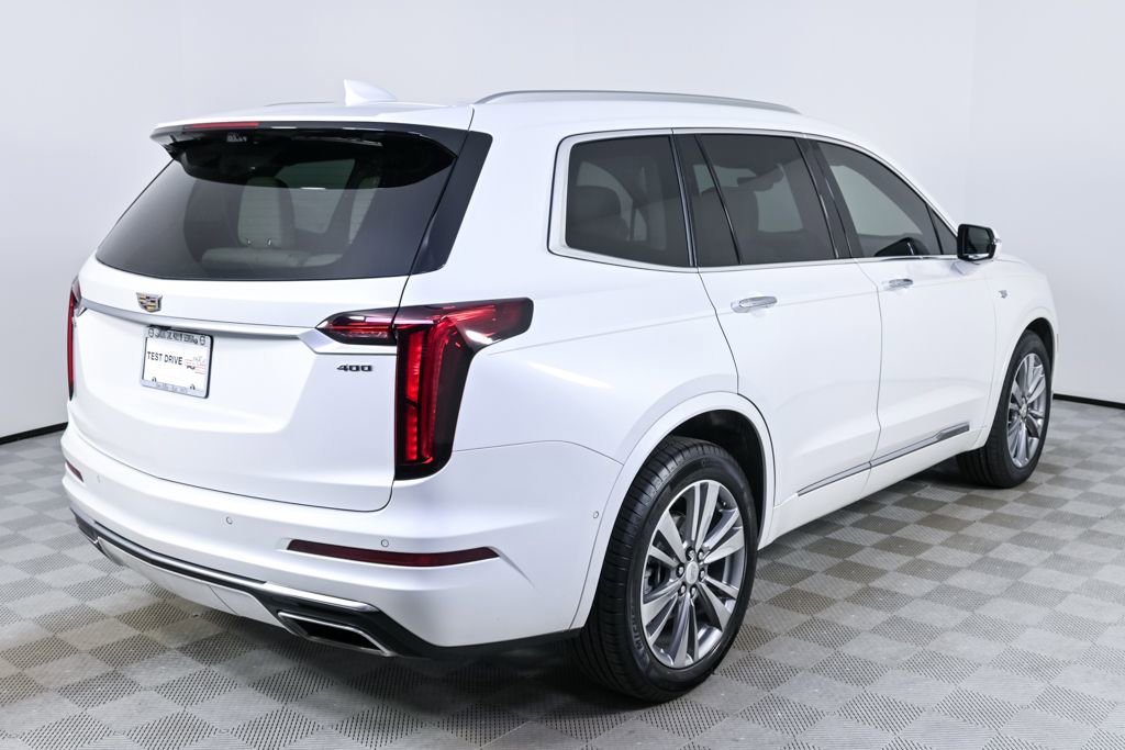 Used 2022 Cadillac XT6 Premium Luxury w/ Technology Package image 12