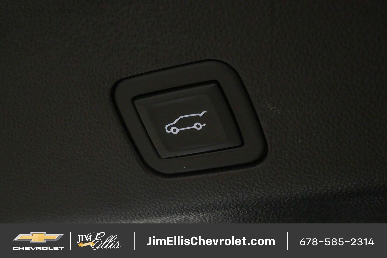 Used 2023 Chevrolet Tahoe Premier w/ Premium Package 2 AWD/4WD image 27