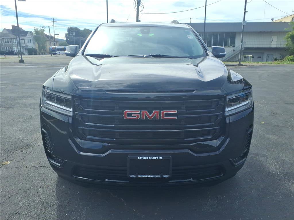 Used 2023 GMC Acadia SLT w/ Elevation Edition image 8