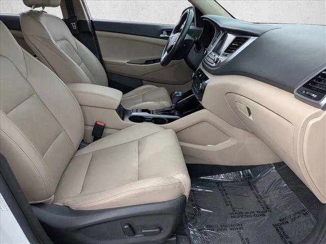 Used 2016 Hyundai Tucson Limited w/ Option Group 03 FWD image 28