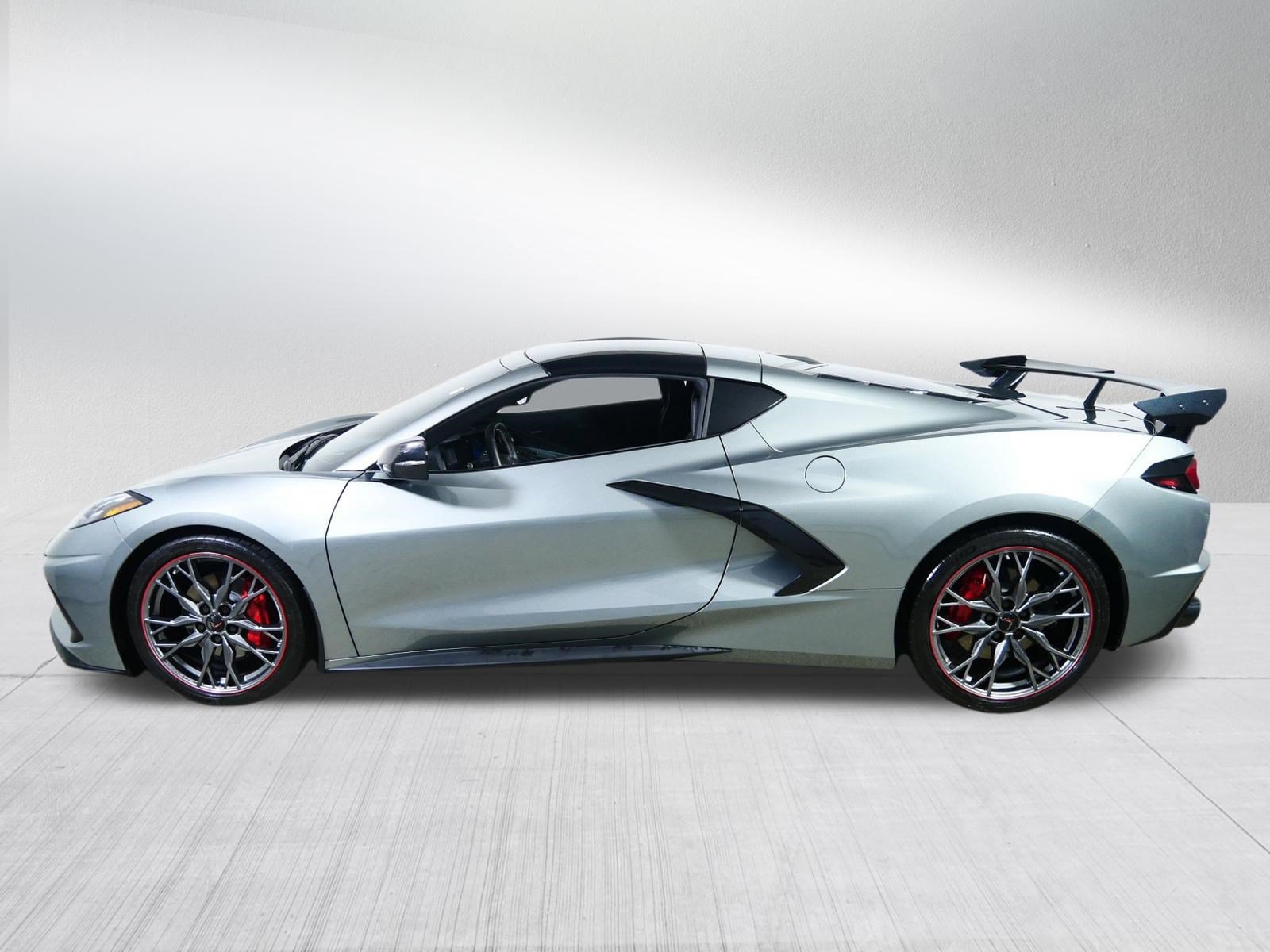 Used 2024 Chevrolet Corvette Stingray Coupe w/ 1LT RWD image 4