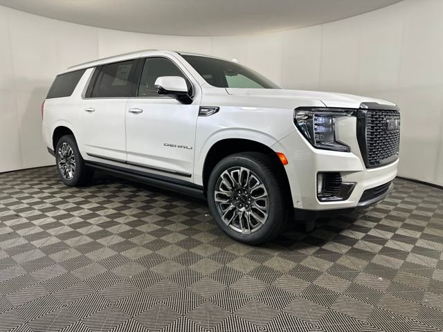 Used 2024 GMC Yukon XL Denali Ultimate image 2