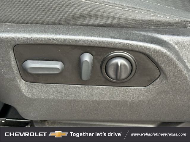 Used 2021 Chevrolet Silverado 1500 LT Trail Boss AWD/4WD image 31