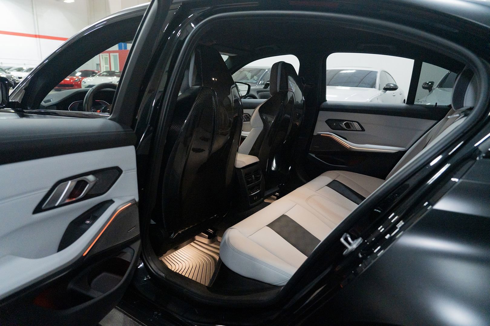 Used 2022 BMW M3 Competition w/ M Carbon Exterior Package AWD/4WD image 33