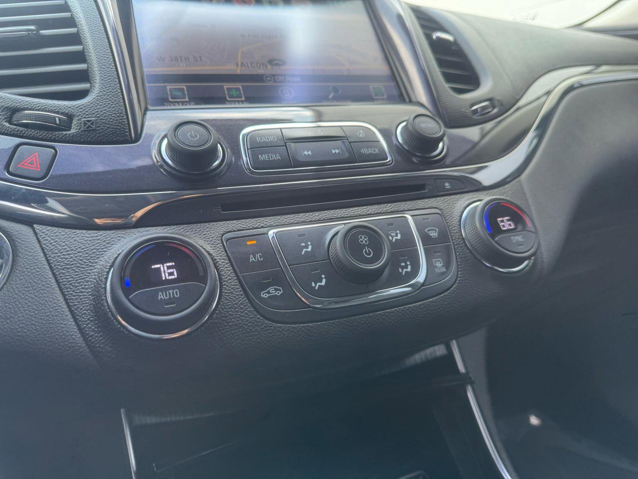 Used 2018 Chevrolet Impala Premier w/ Premier Confidence Package FWD image 42