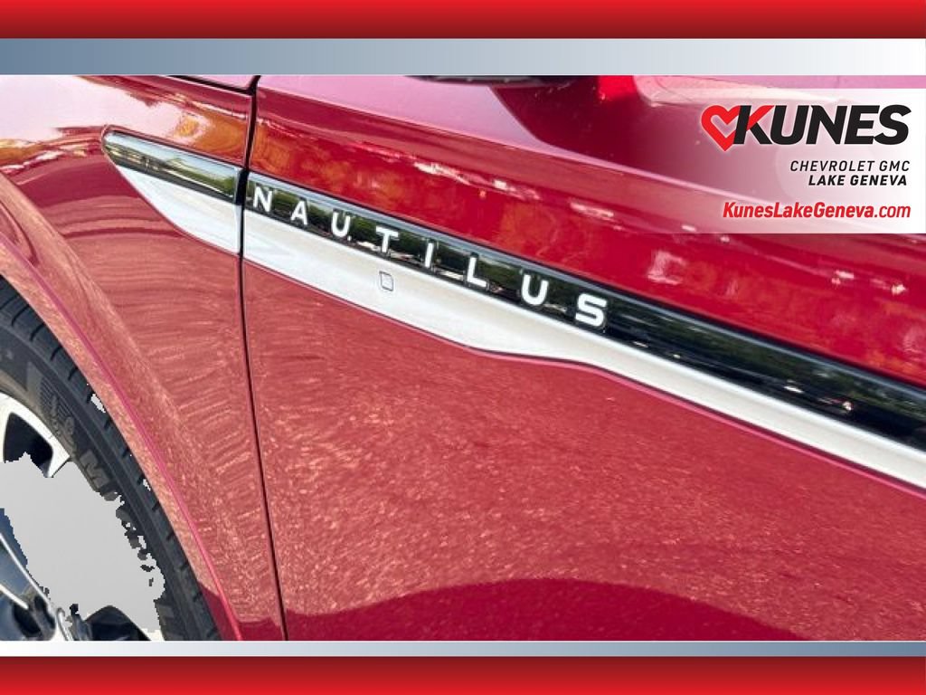 Used 2024 Lincoln Nautilus Reserve AWD/4WD image 7