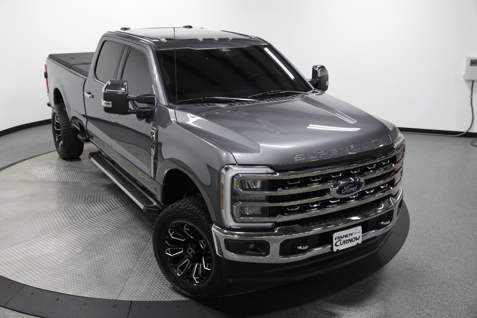 Used 2024 Ford F350 Lariat w/ Chrome Package image 39