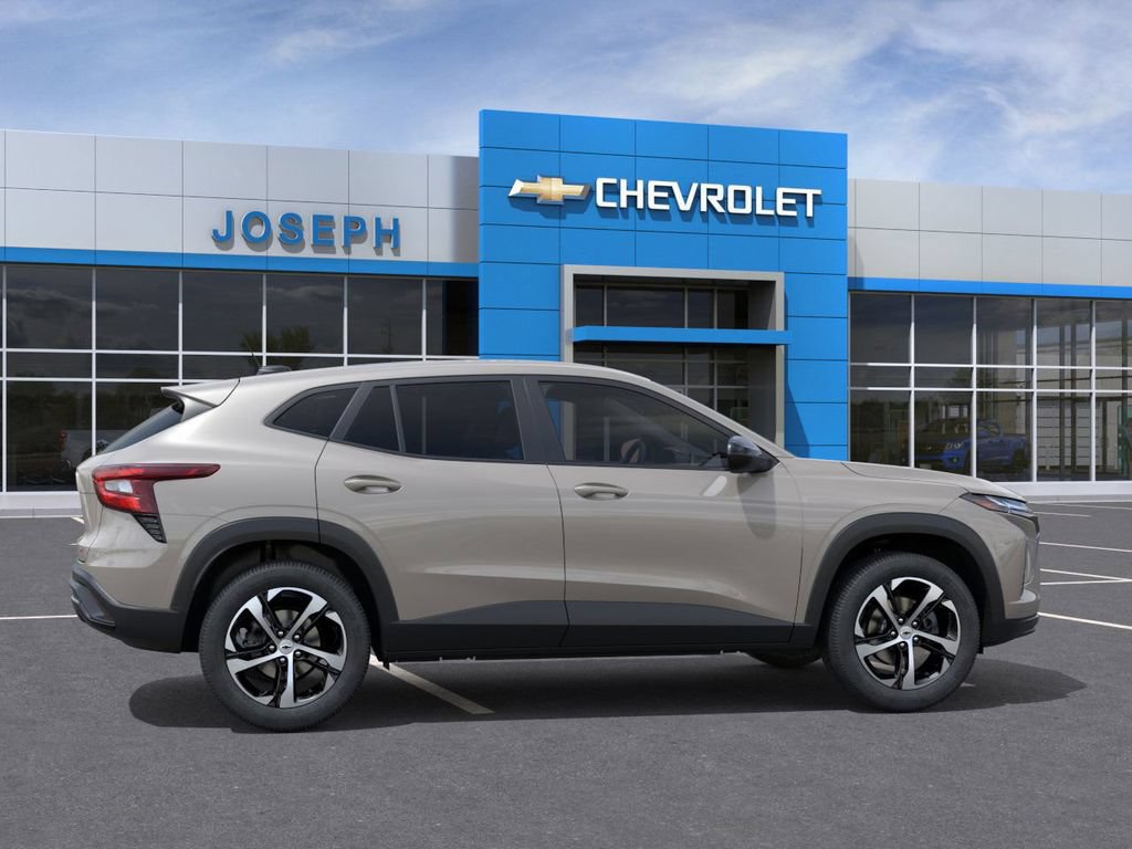New 2026 Chevrolet Trax RS FWD image 5
