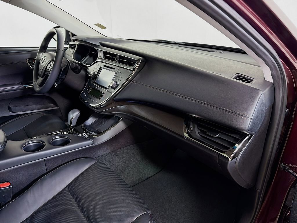 Used 2018 Toyota Avalon Limited w/ Carpet Mat Package FWD image 27