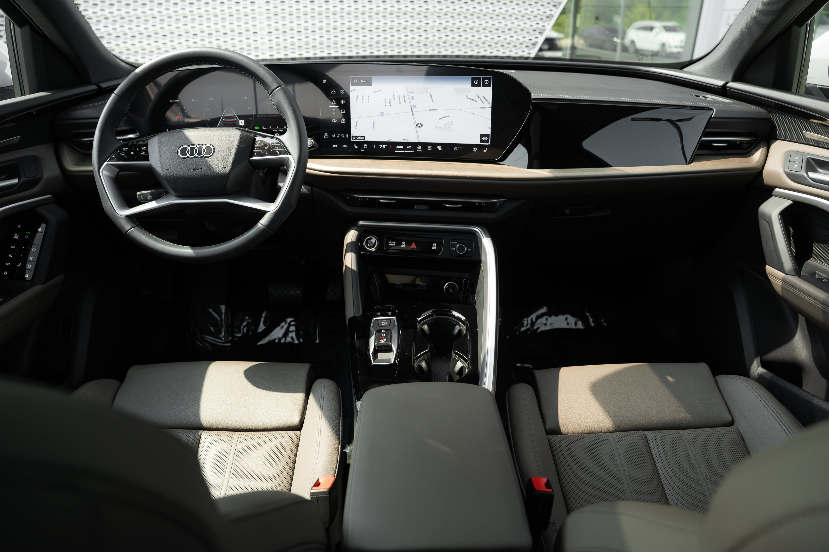 Certified 2025 Audi Q5 Premium w/ Premium Plus AWD/4WD image 8