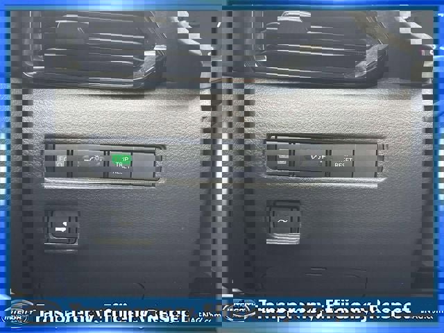 Certified 2025 Nissan Sentra SV w/ Trunk Package image 19