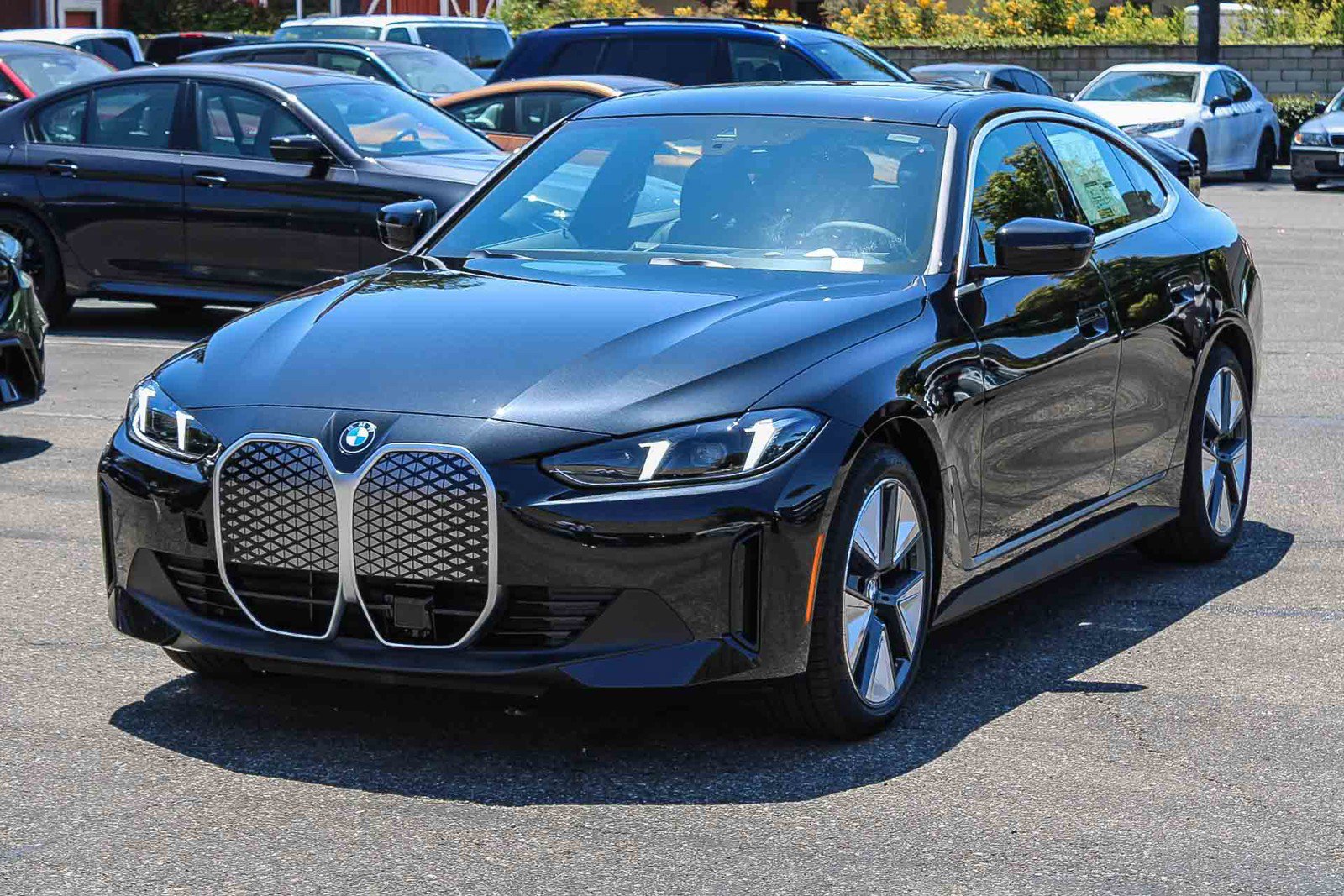 New 2026 BMW i4 eDrive40 w/ Premium Package RWD image 3