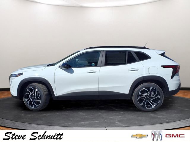 New 2026 Chevrolet Trax RS w/ Driver Confidence Package FWD image 2