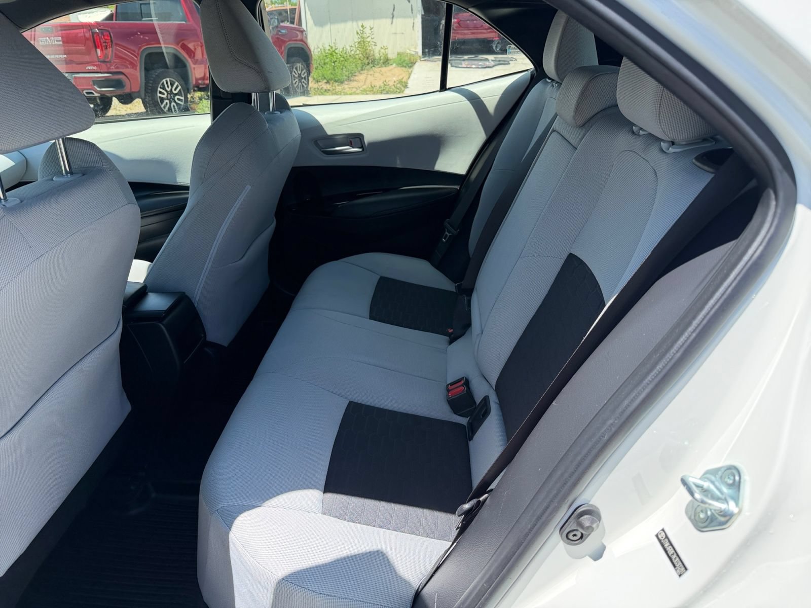Used 2019 Toyota Corolla SE w/ SE Option Package FWD image 25