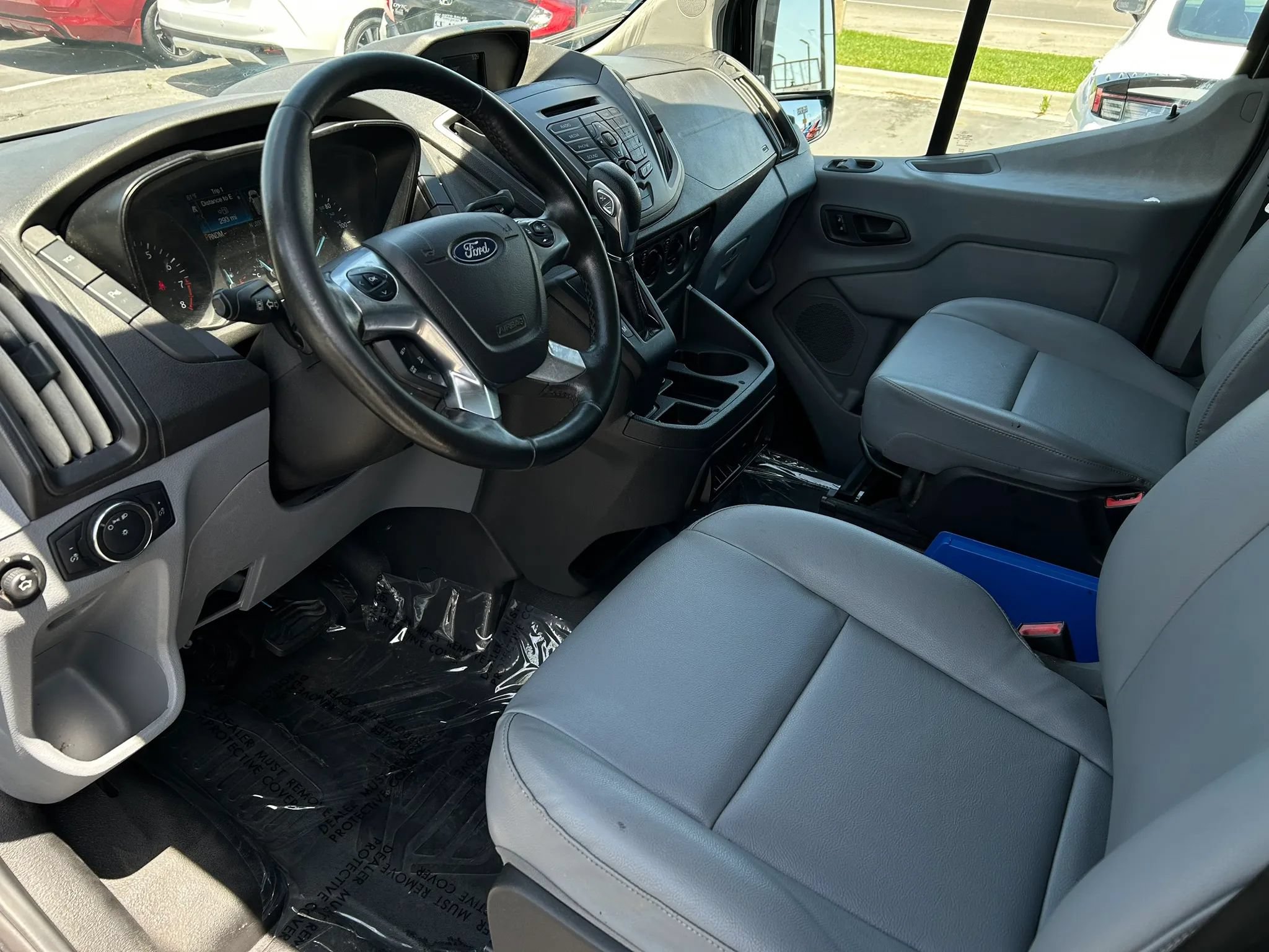 Used 2018 Ford Transit 150 130 Low Roof w/ Exterior Upgrade Package RWD image 8