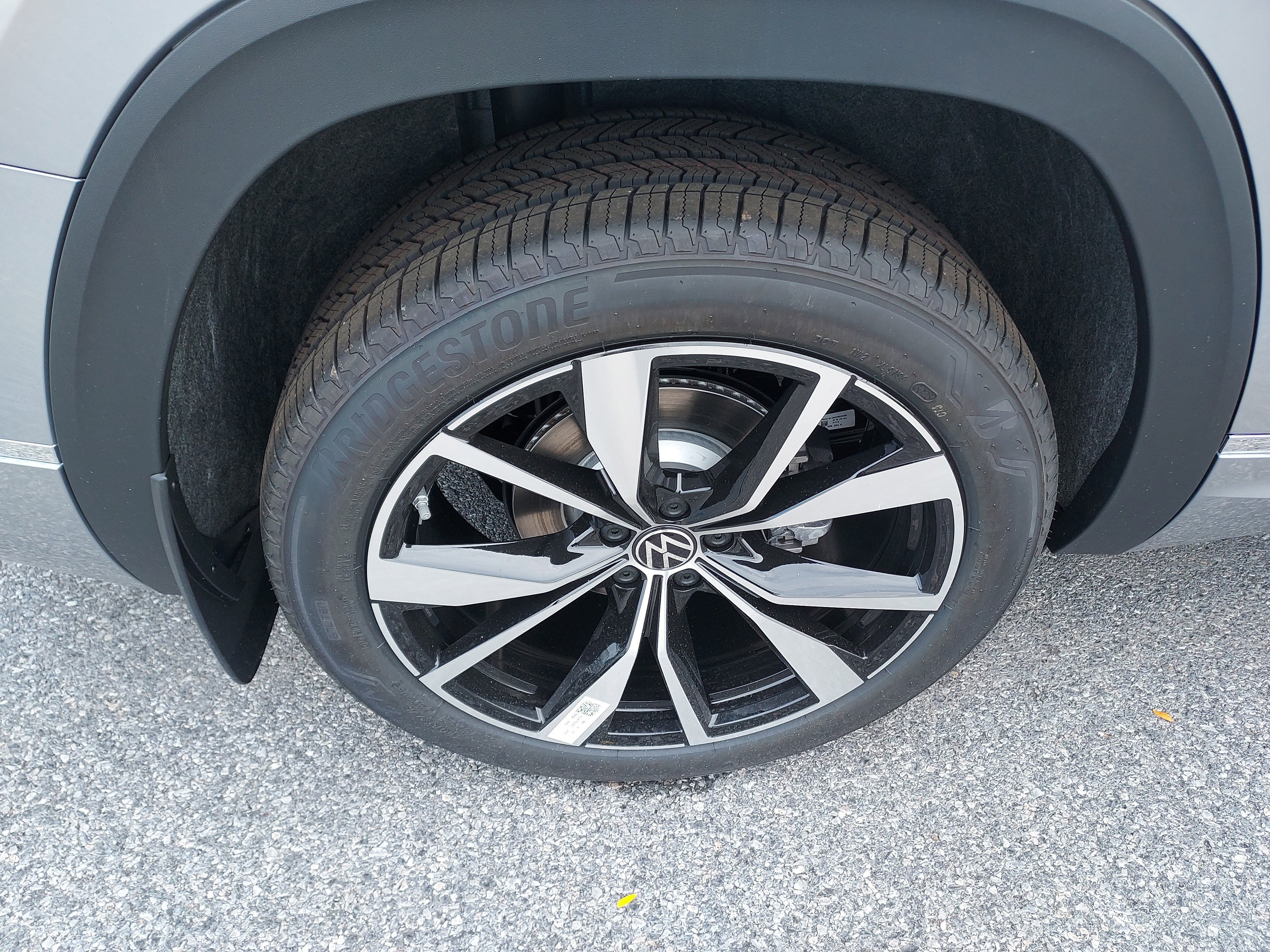 New 2026 Volkswagen Atlas SEL Premium R-Line image 11