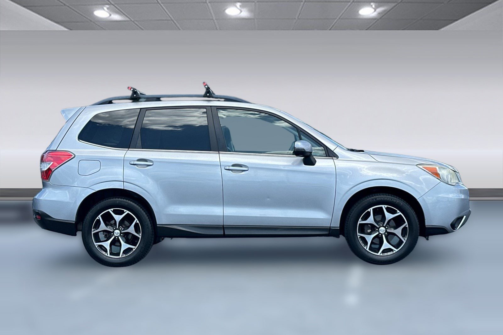 Used 2014 Subaru Forester 2.5i Touring AWD/4WD image 7