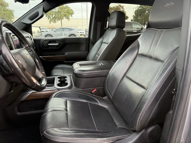 Used 2020 Chevrolet Silverado 1500 High Country w/ Technology Package AWD/4WD image 24