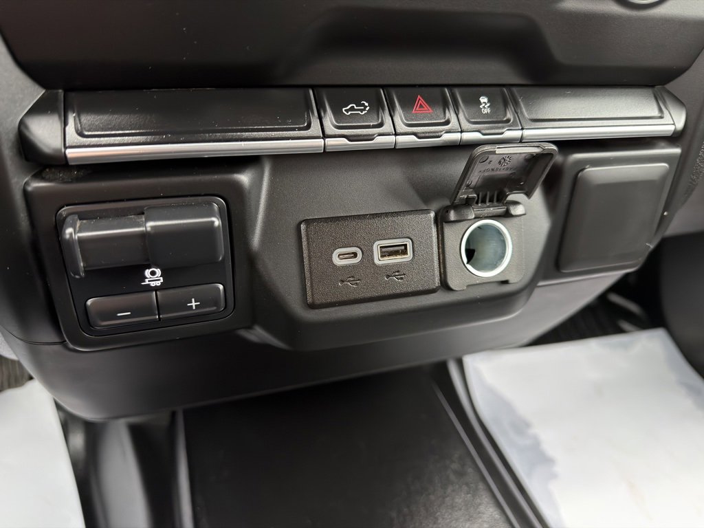 Used 2023 Chevrolet Silverado 2500 W/T w/ WT Fleet Convenience Package image 40