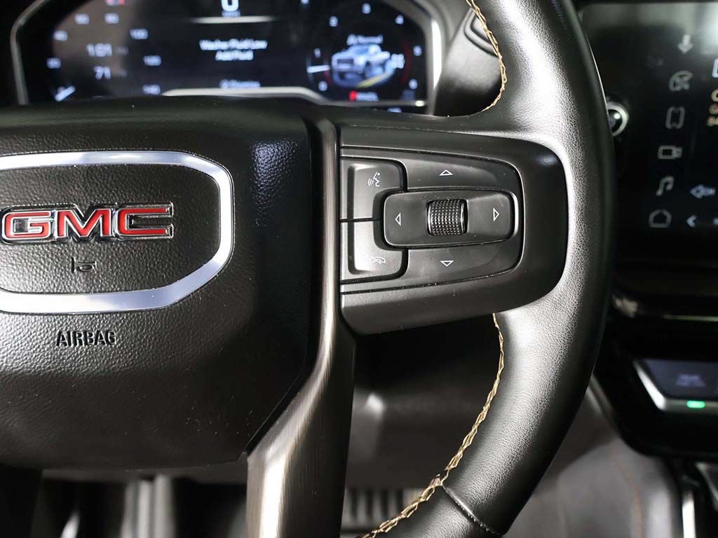 Used 2025 GMC Sierra 2500 AT4 w/ Technology Package AWD/4WD image 45