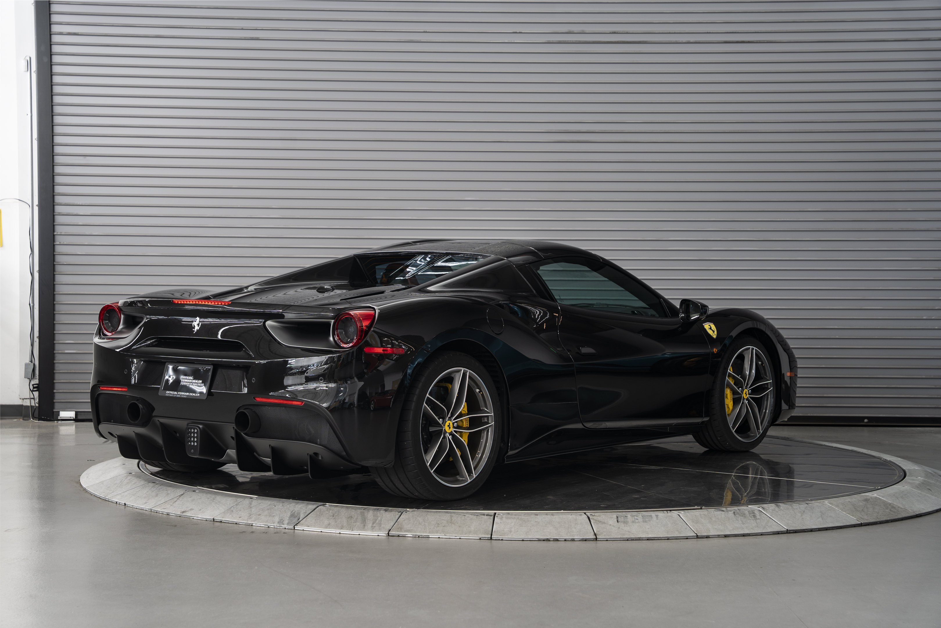 Used 2016 Ferrari 488 Spider RWD image 12