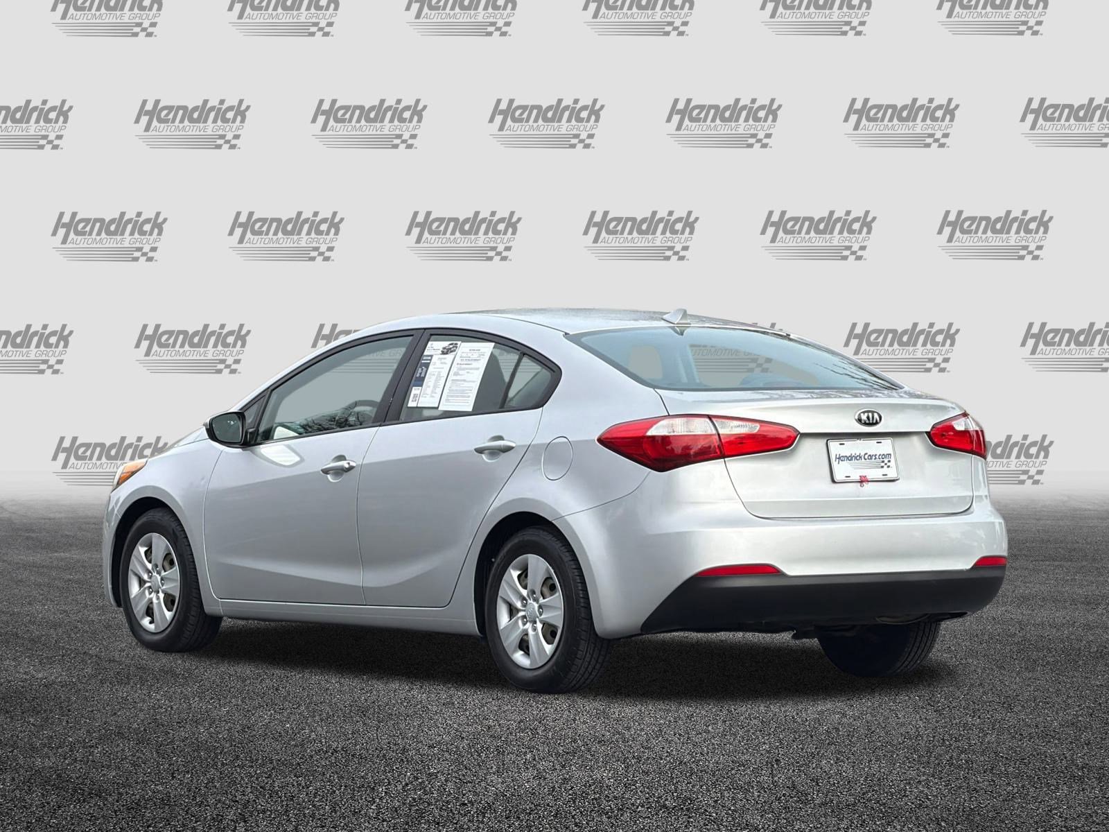 Used 2016 Kia Forte LX image 7