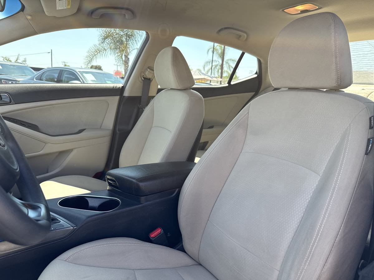 Used 2015 Kia Optima LX FWD image 8