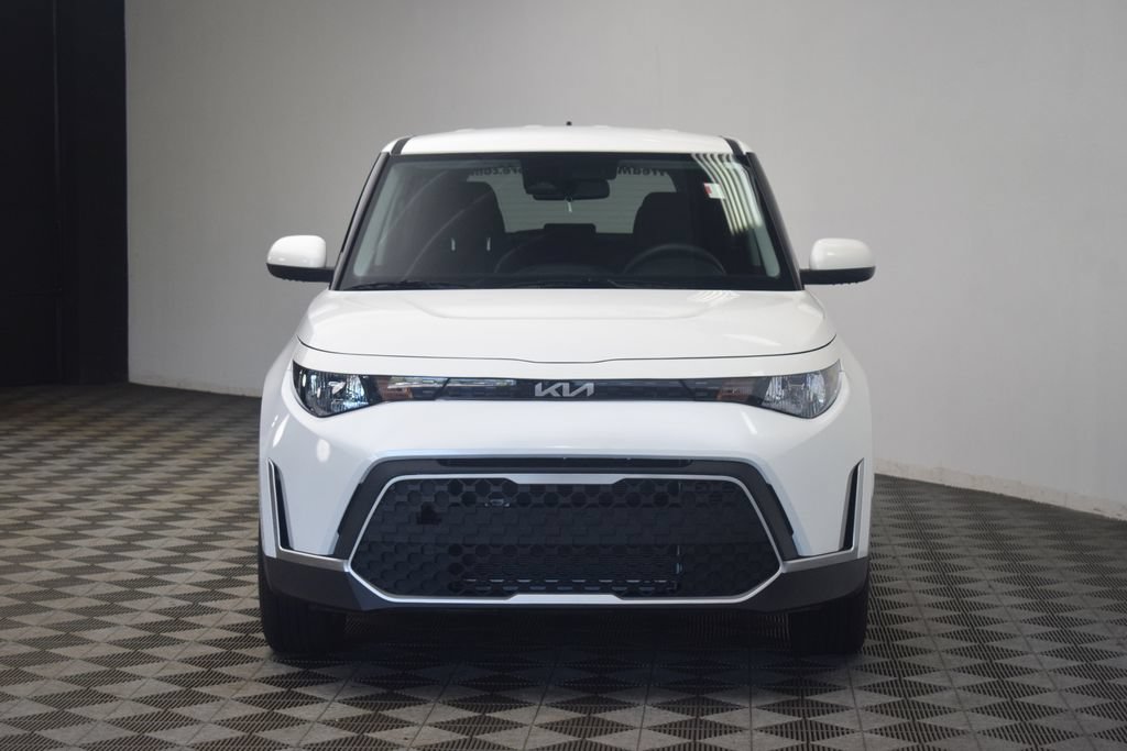 Used 2025 Kia Soul LX w/ LX Technology Package FWD image 20