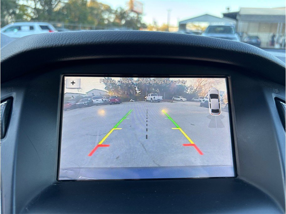 Used 2017 Ford Focus SEL FWD image 23