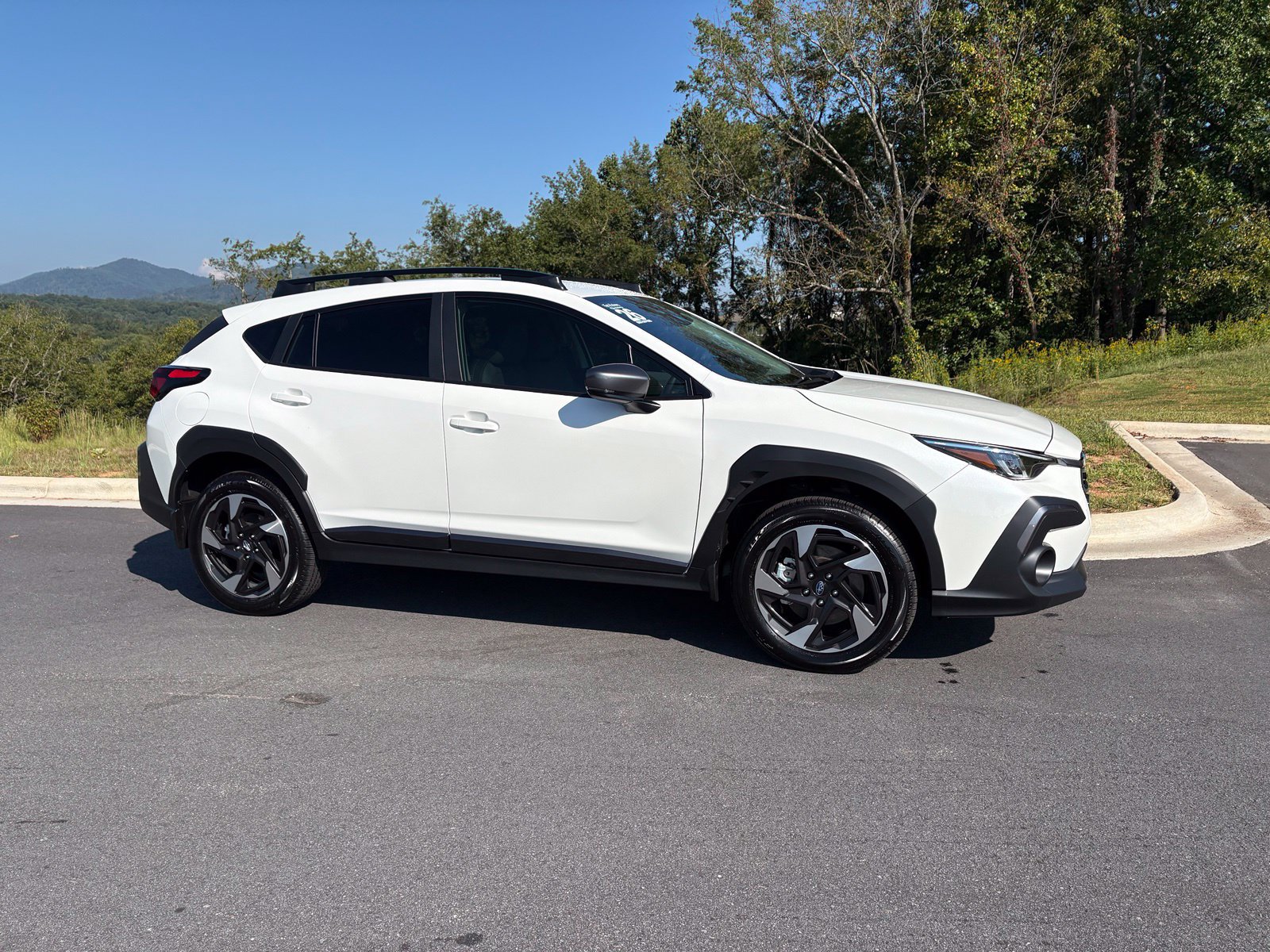 Certified 2026 Subaru Crosstrek 2.5i Limited w/ Popular Package #4A AWD/4WD image 7