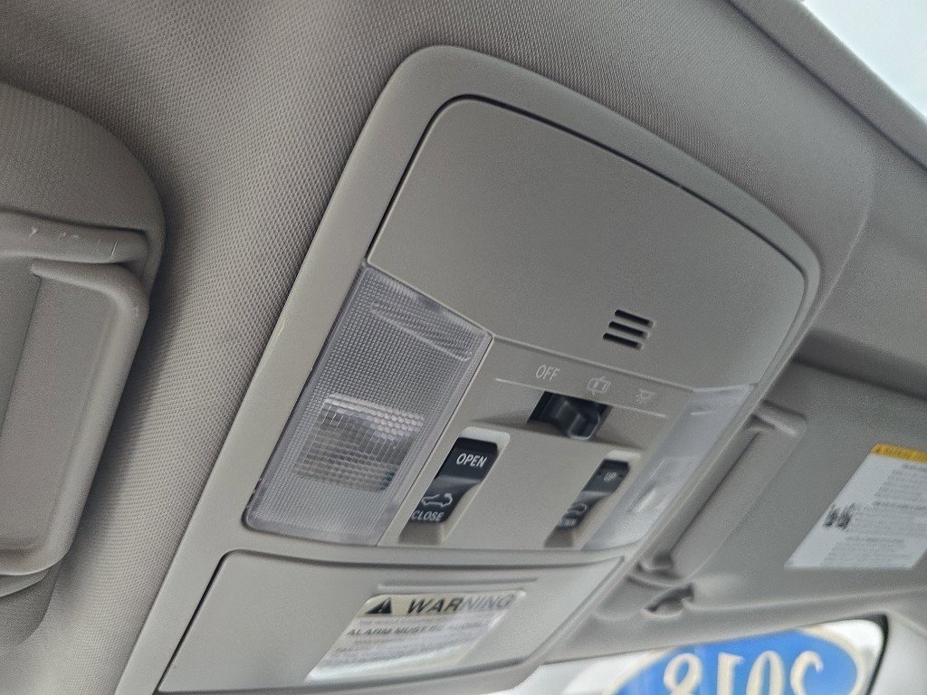 Used 2018 Toyota RAV4 XLE w/ Convenience Package image 31