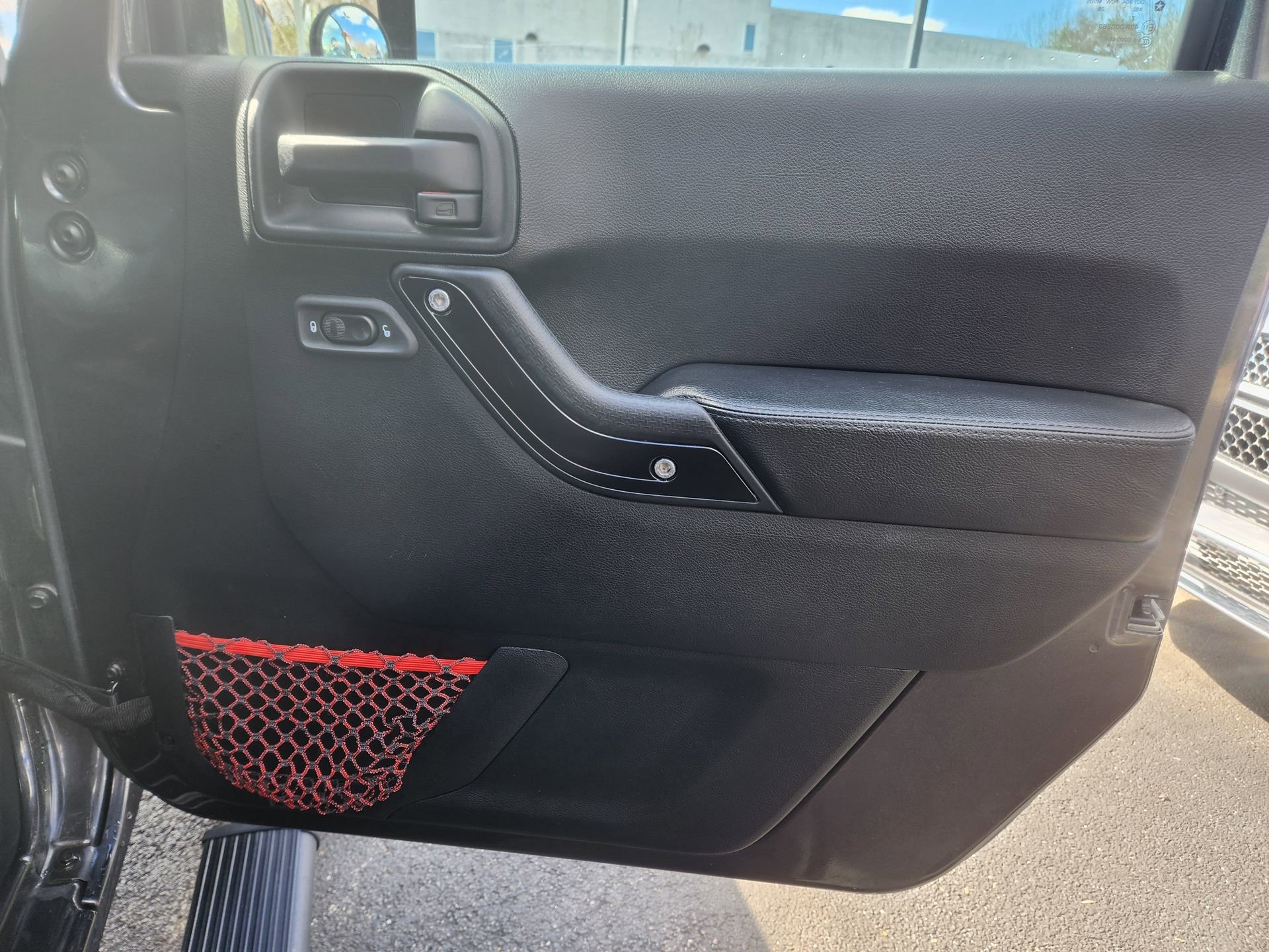 Used 2017 Jeep Wrangler Unlimited Rubicon image 23