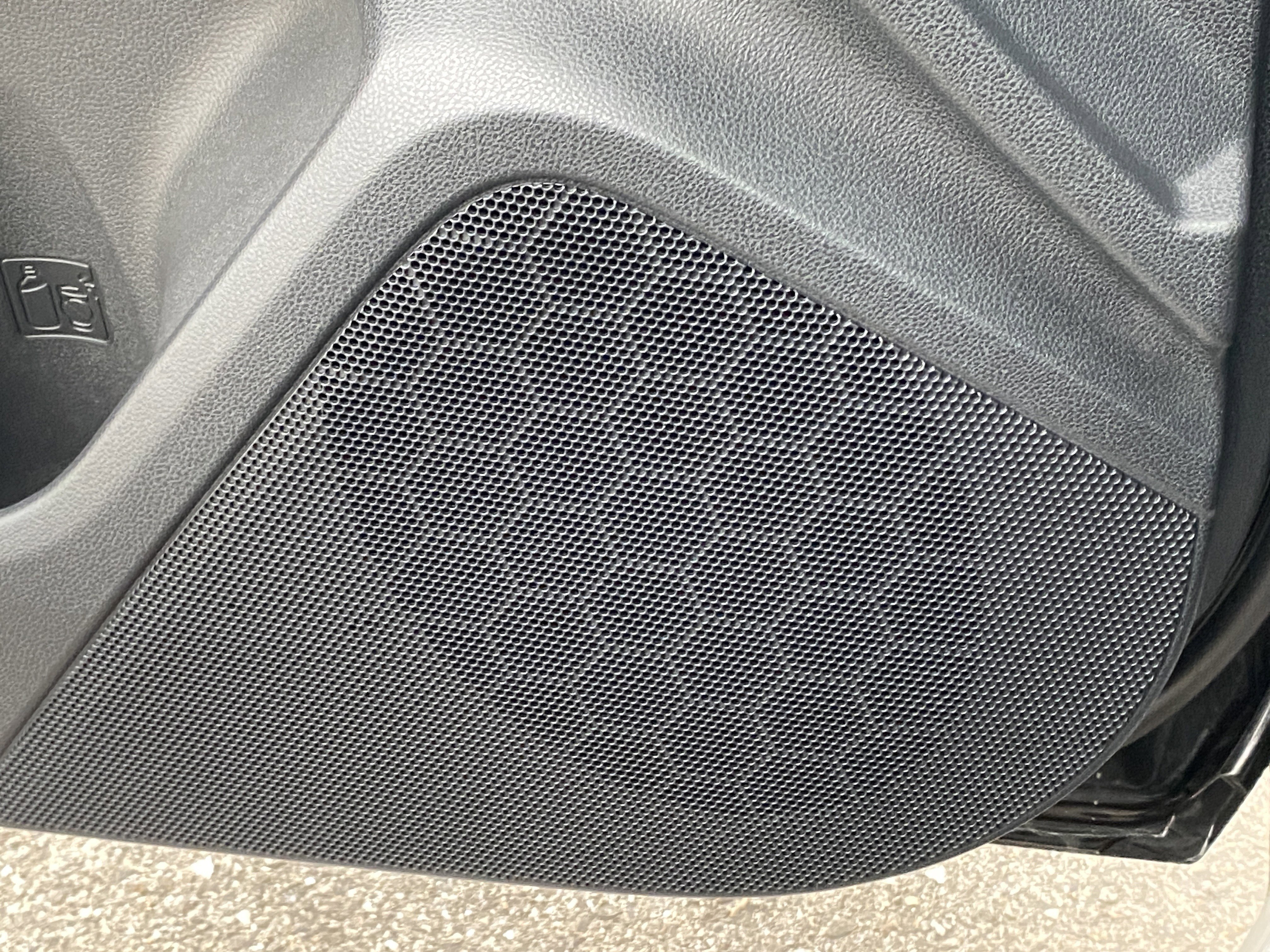 Used 2025 Subaru Crosstrek 2.0i Premium image 29