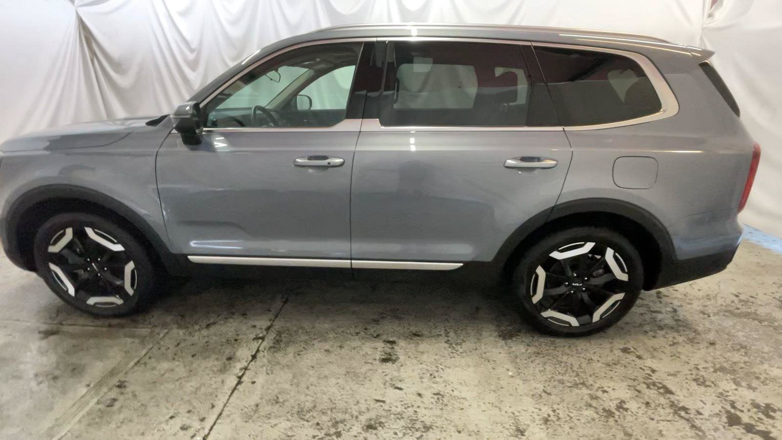 Used 2024 Kia Telluride S w/ S Sunroof Package AWD/4WD image 11