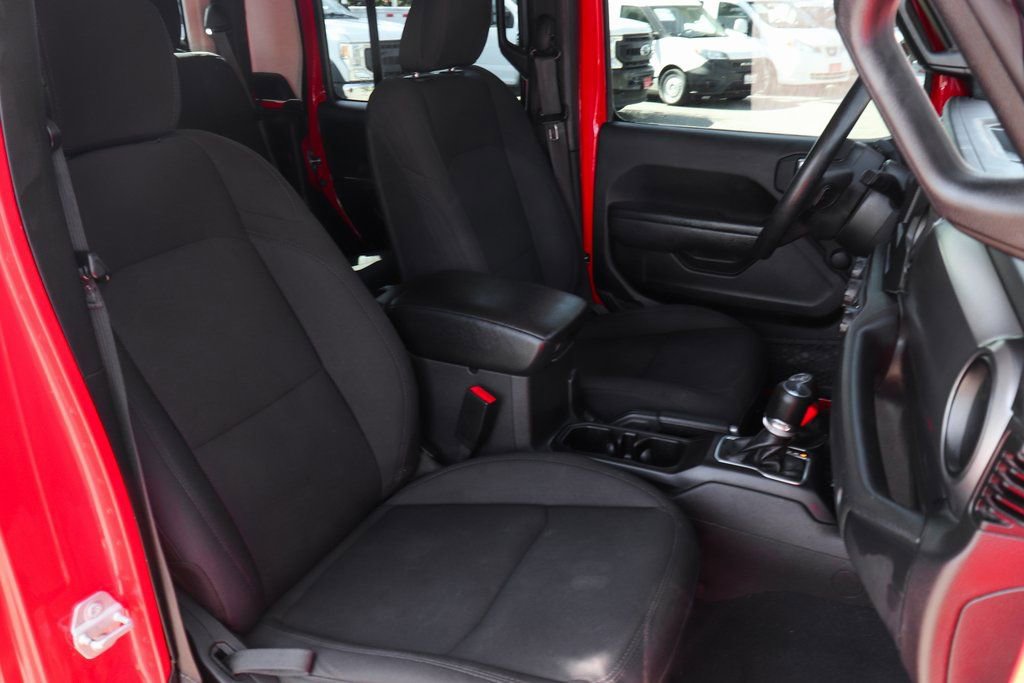 Used 2022 Jeep Gladiator Sport image 35