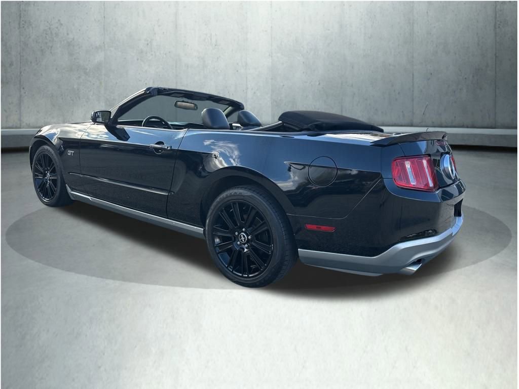 Used 2010 Ford Mustang GT Premium image 15