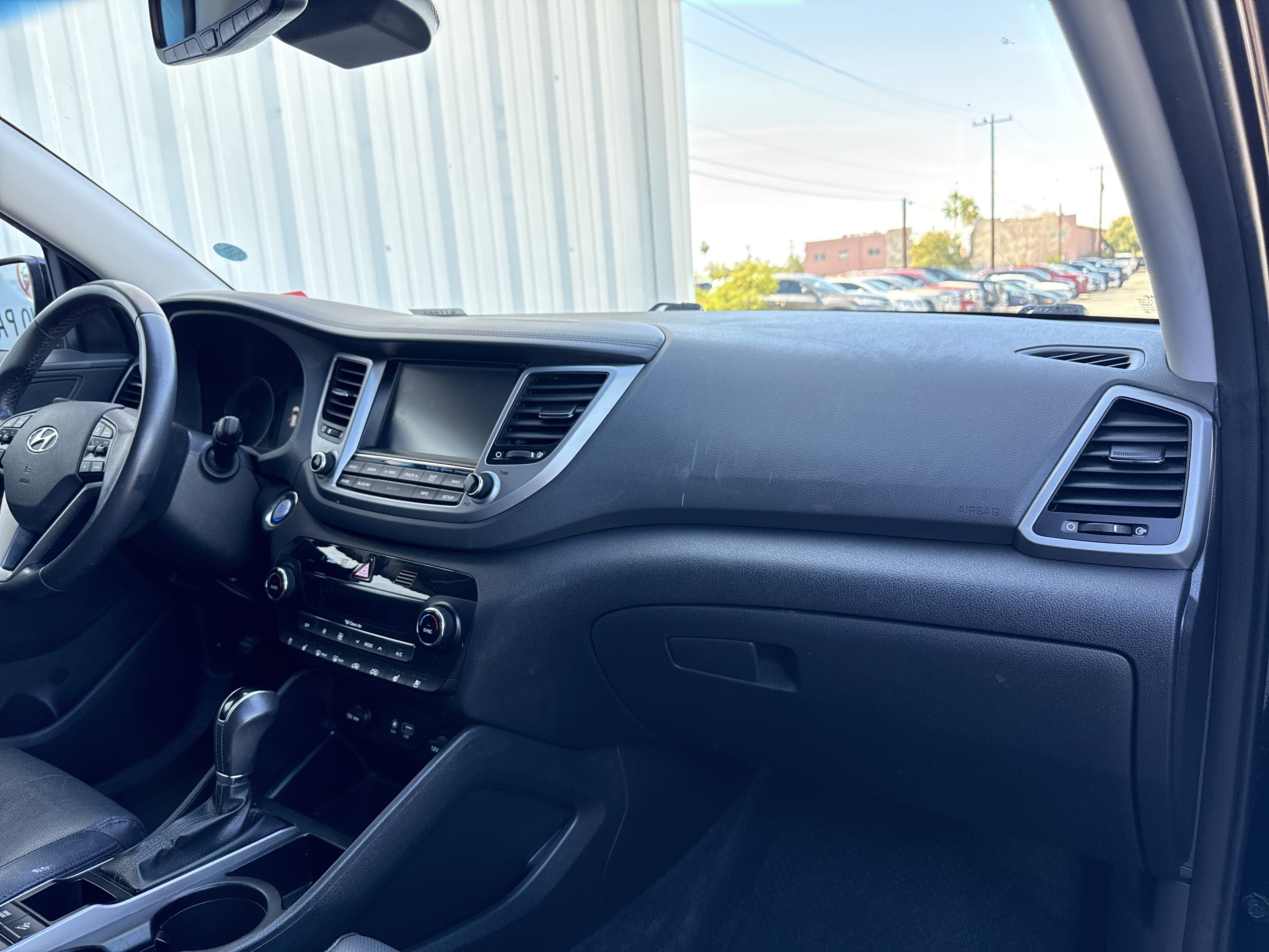 Used 2017 Hyundai Tucson Limited w/ Limited Ultimate Package 03 image 39