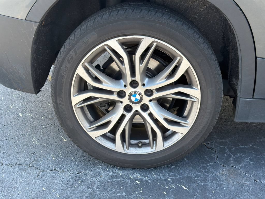 Used 2022 BMW X2 sDrive28i w/ Convenience Package FWD image 23